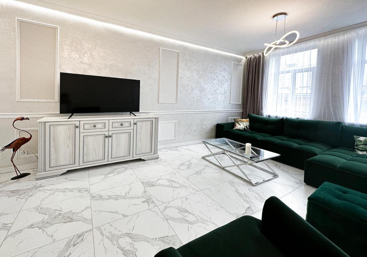 Tamanska Apartments リヴィウ エクステリア 写真