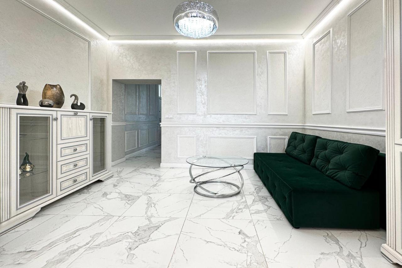 Tamanska Apartments リヴィウ エクステリア 写真